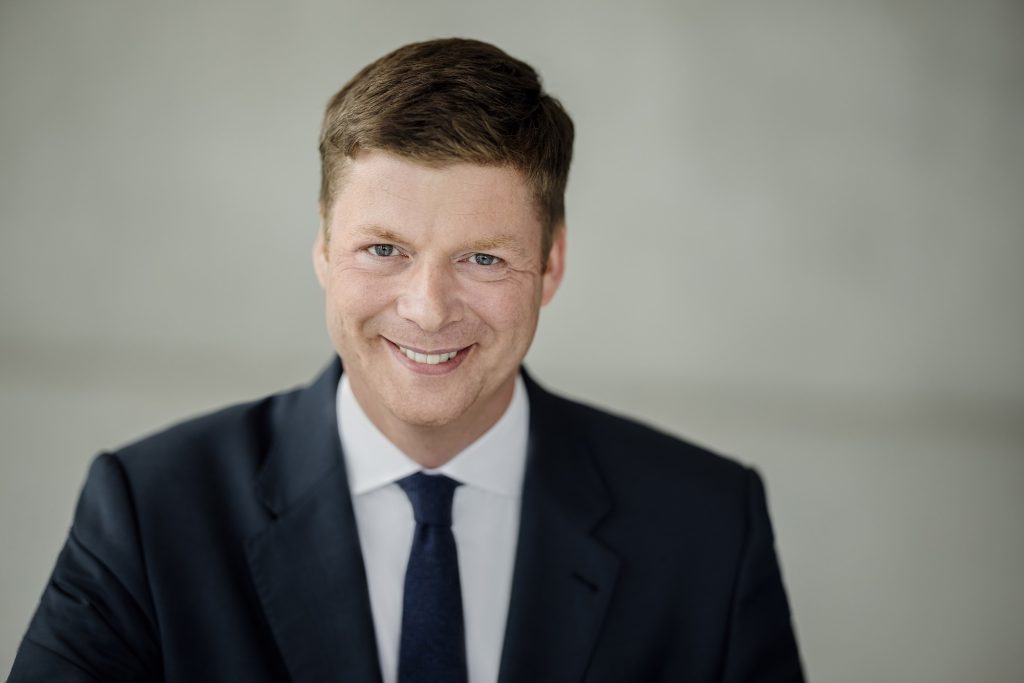 Stefan Heck_bei LWYRD! Der Podcast zum deutschen Rechtsmarkt_Foto: Tobias Koch