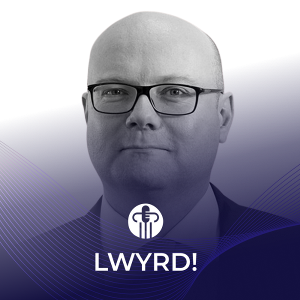 LWYRD! Der Podcast zum deutschen Rechtsmarkt. Insights mit Dr. Alex Petrasincu von Hausfeld