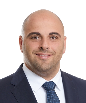 Dr. Josef Tahmaz _copyright